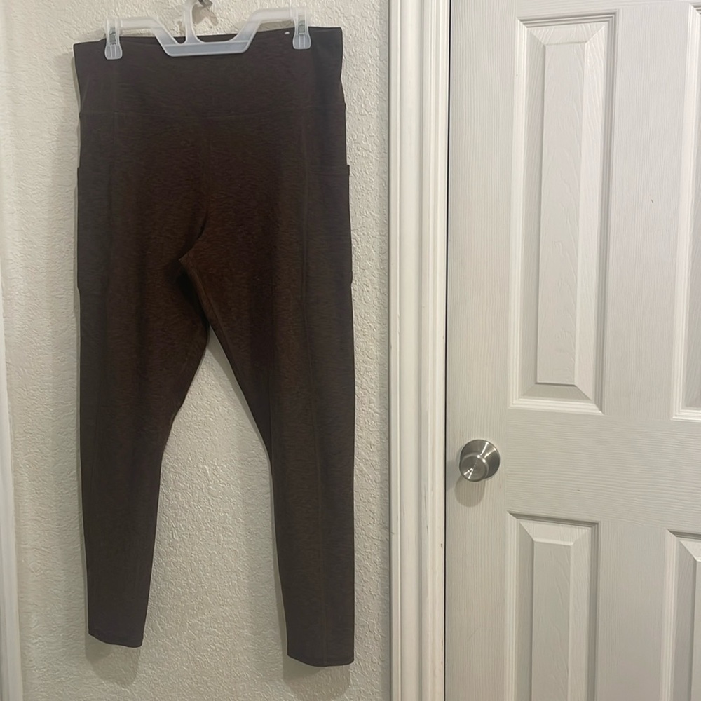 Maurice’s Woman’s High-rise Leggings / Size Large / Great Condition